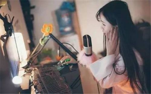 “网络直播翻车”，专业直播设备很重要缩略图